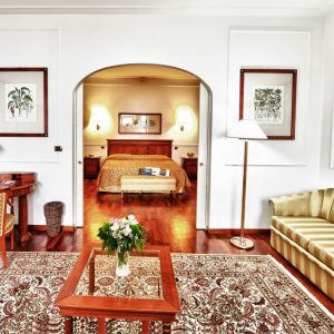 grand-suite-living-room-casali-della-cisterna